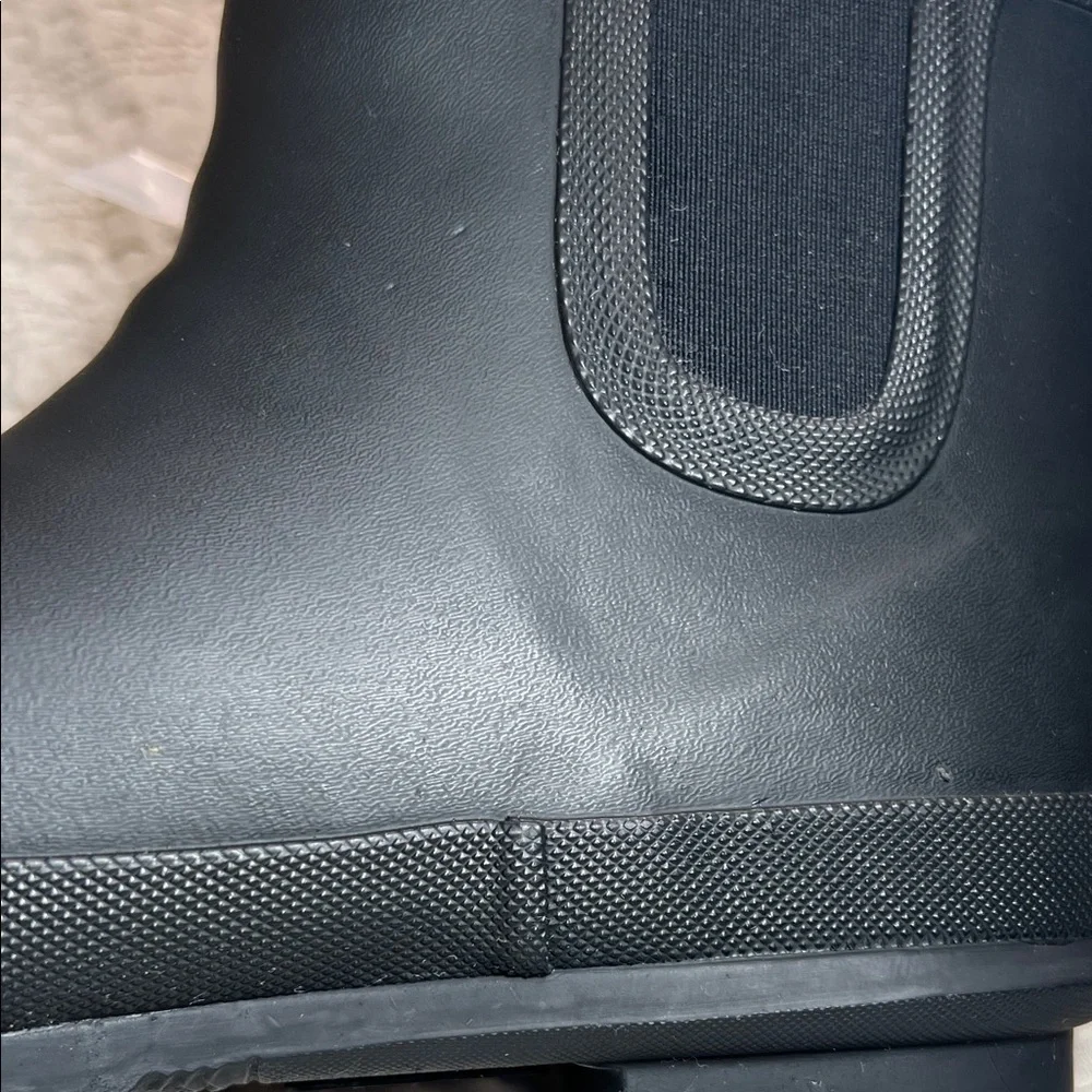 Chooka women’s Black Rain Boots size 6